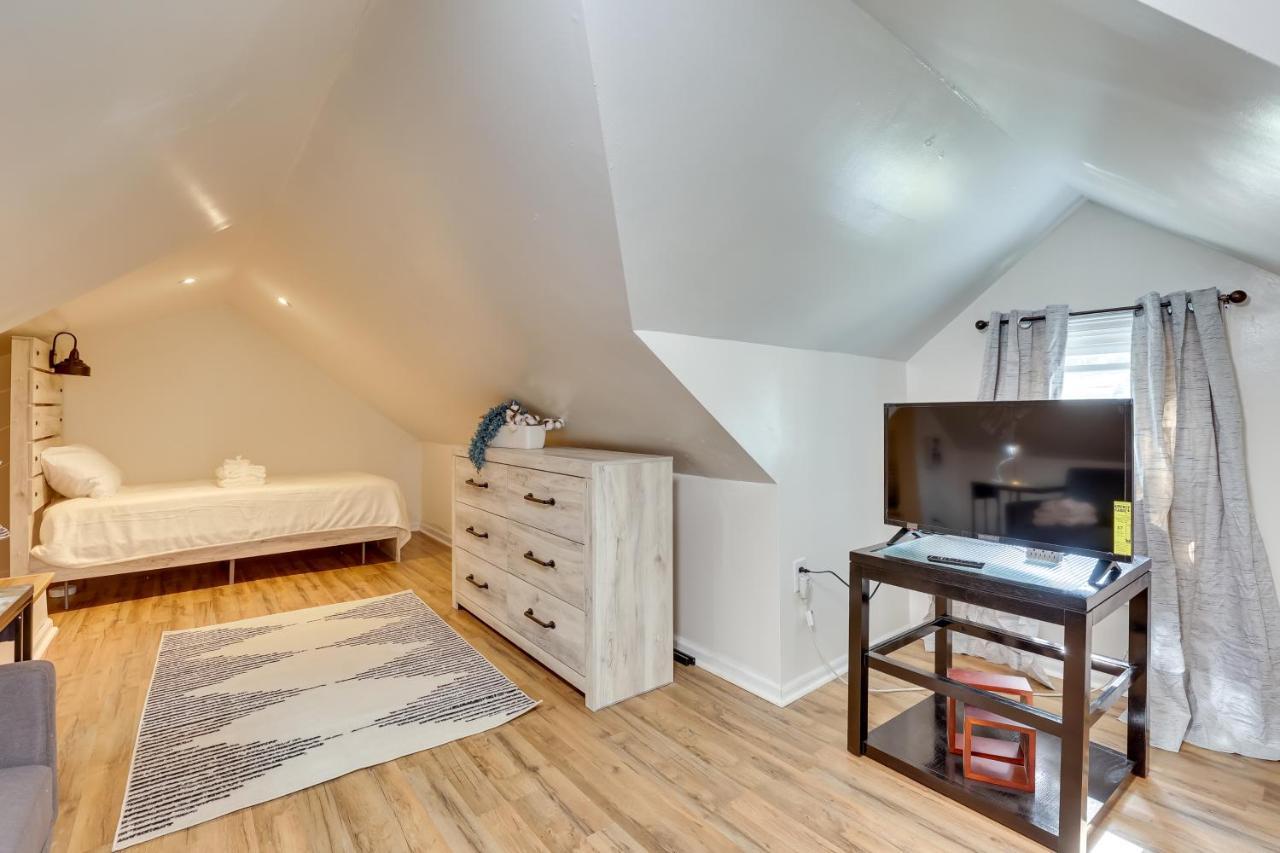 Modern Northfield Cottage With Yard! 외부 사진