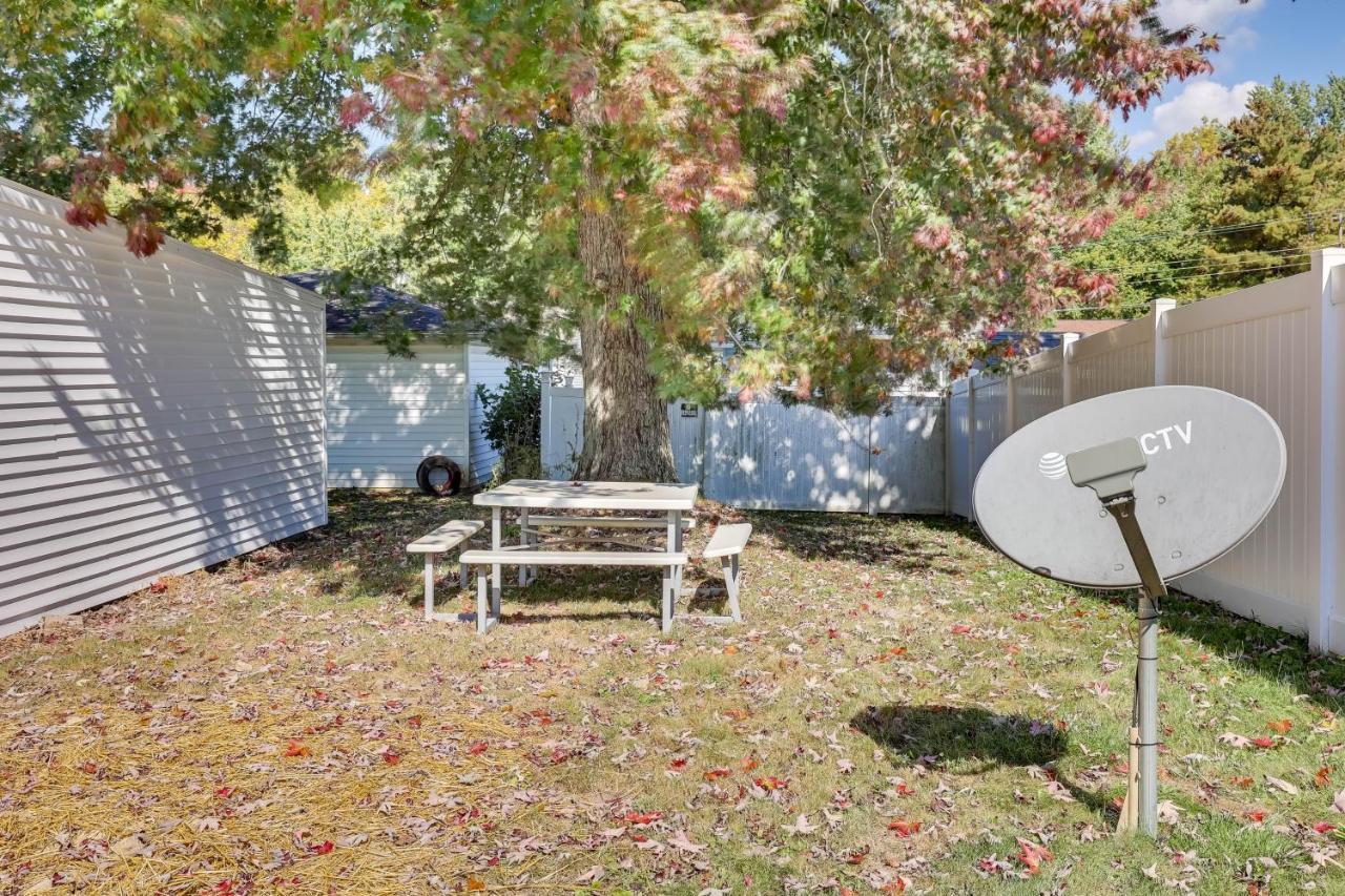 Modern Northfield Cottage With Yard! 외부 사진